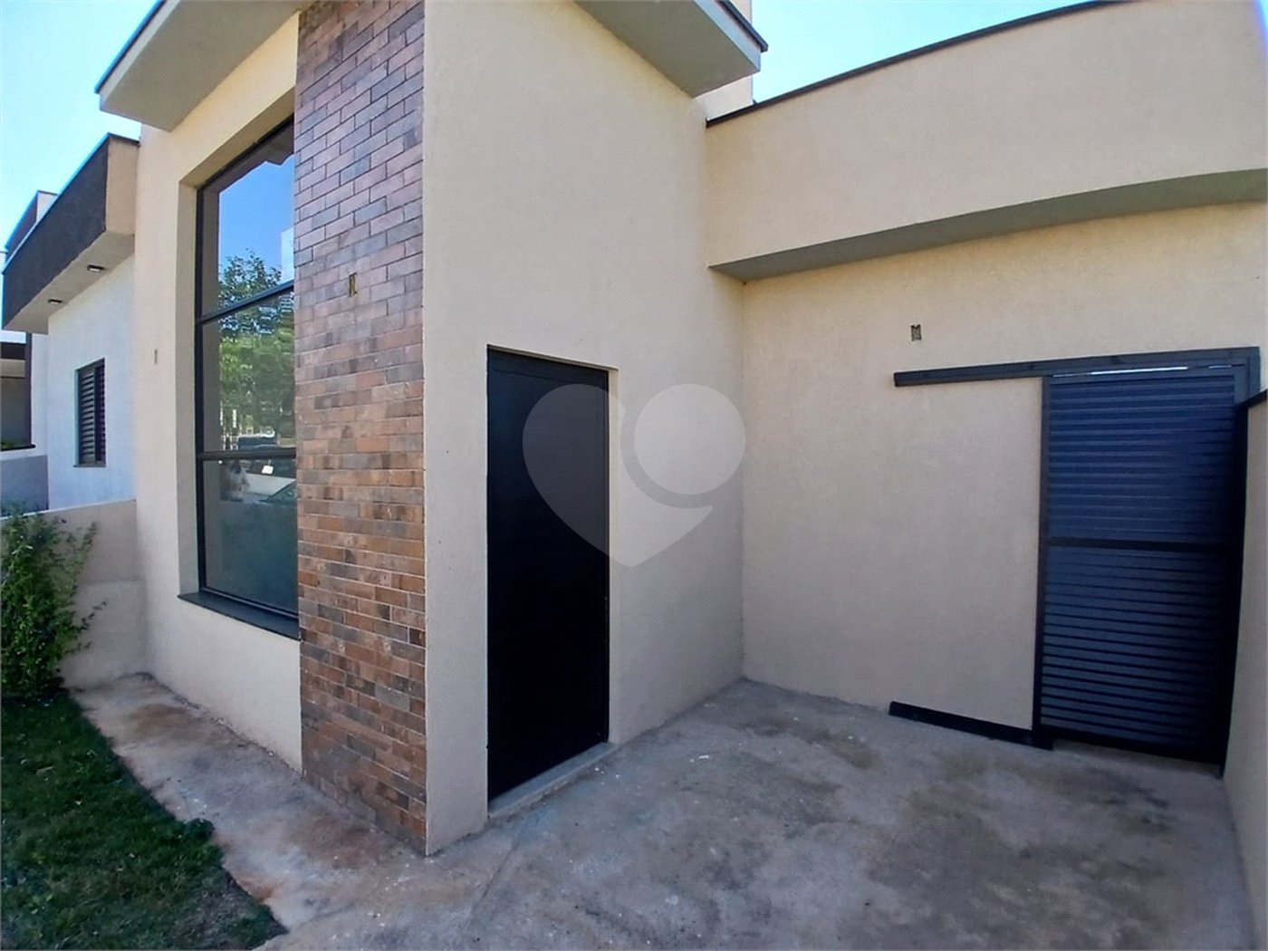 Casa à venda com 3 quartos, sendo 1 suíte,  no condomínio Jardim, Sorocaba - SP