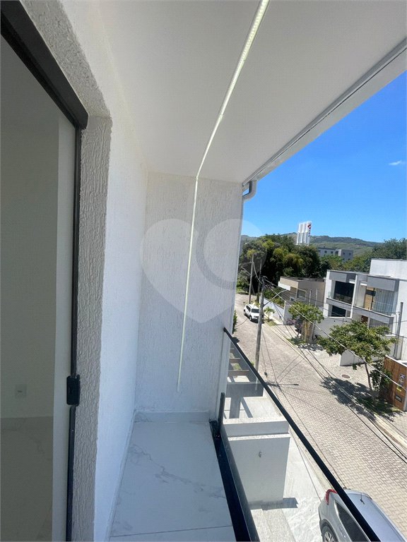 Casa à venda com 3 quartos, sendo 2 suítes, no condomínio Grand Park, Rio de Janeiro - RJ