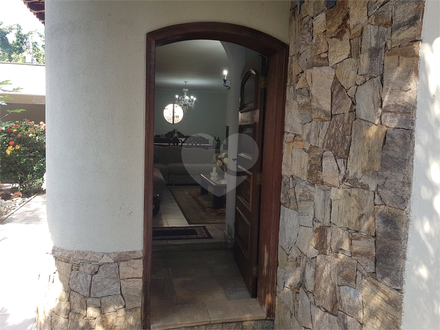 Casa à venda com 3 quartos, sendo 2 suítes, em Jardim Campo Grande, São Paulo, SP