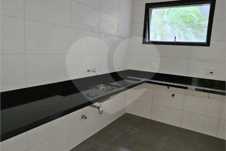 Casa à venda com 4 suítes no condomínio Cube Cidade Jardim, São Paulo - SP