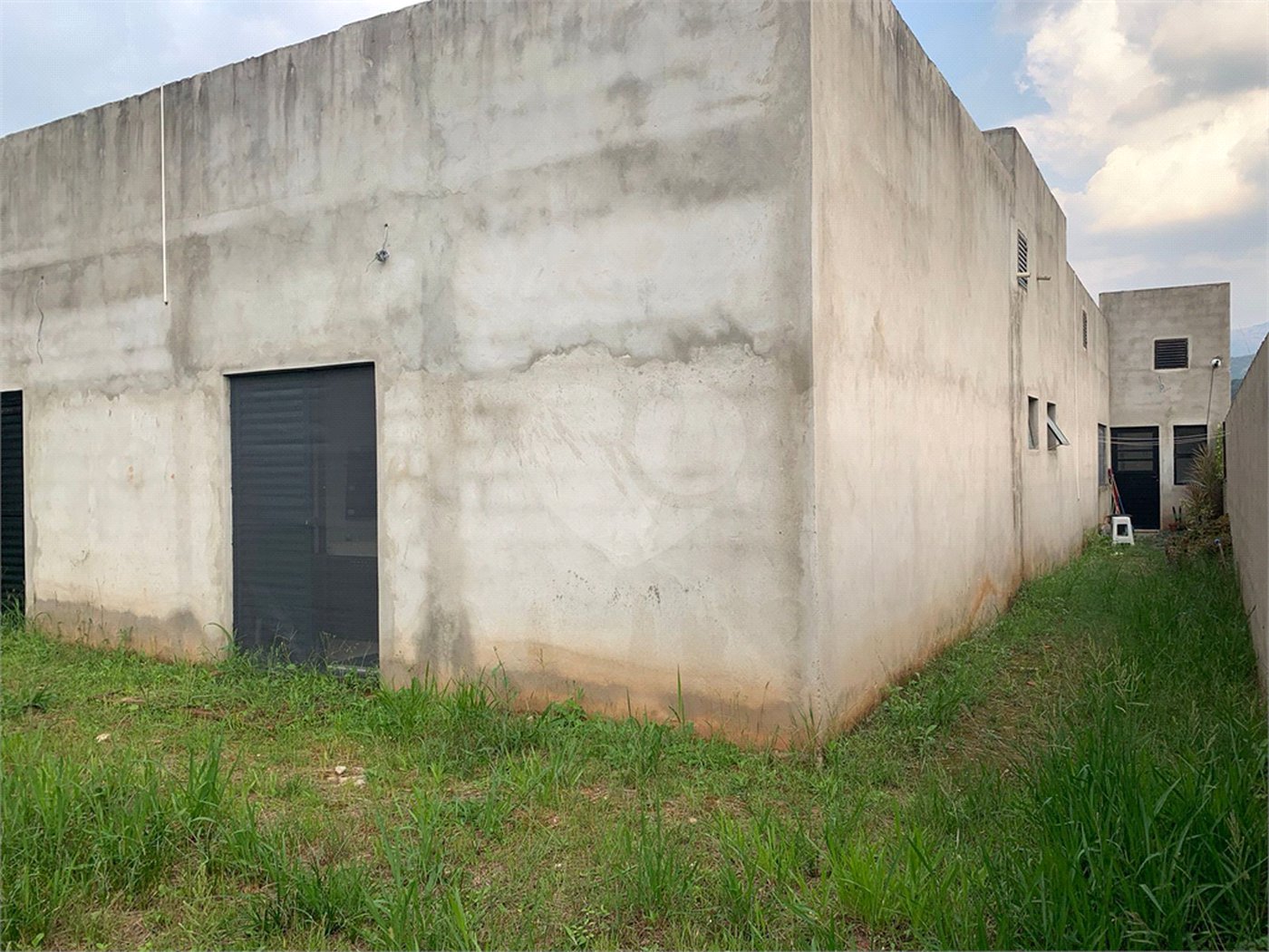 Casa à venda com 2 suítes em Jardim Estância Brasil, Atibaia, SP