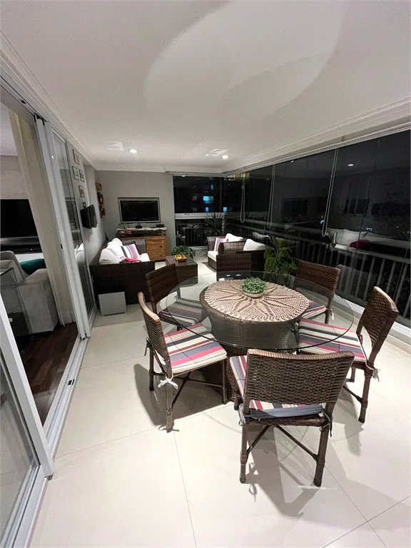 Apartamento à venda com 3 suítes em Vila Andrade, São Paulo, SP