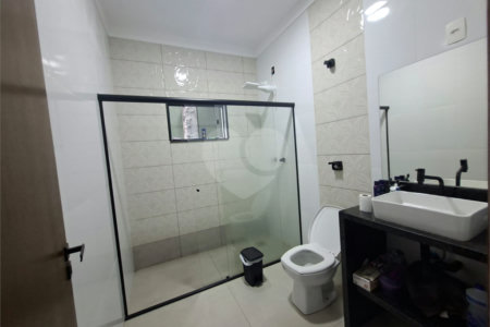 Sobrado à venda com 5 quartos em Jardim Bela Vista, Itapetininga, SP