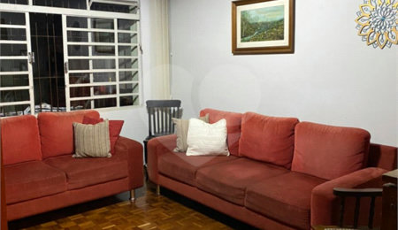 Sobrado à venda com 4 quartos, sendo 1 suíte,  em Perdizes, São Paulo, SP
