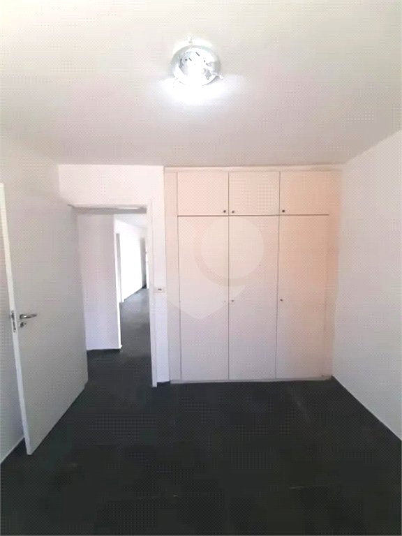Apartamento à venda com 2 quartos em Santo Amaro, São Paulo, SP