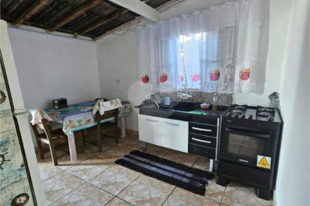 Casa à venda com 3 quartos em Jardim Villaça, São Roque, SP