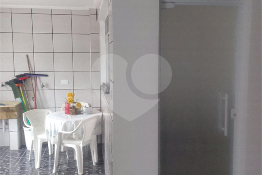 Sobrado à venda com 4 suítes em Tremembé, São Paulo, SP