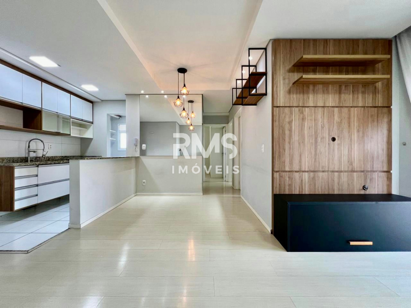 Apartamento à venda com 3 quartos, sendo 1 suíte, no condomínio Residencial Ilhas Mediterrâneo, Itu - SP