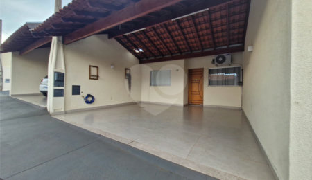 Casa à venda com 2 quartos no condomínio Residencial Santa Lucia, São Carlos - SP