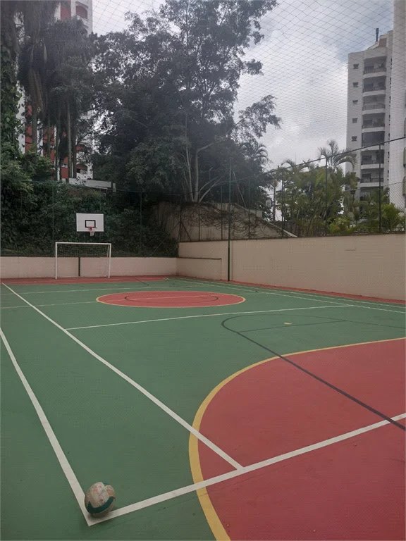 Apartamento à venda com 3 suítes em Vila Suzana, São Paulo, SP