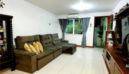 Casa à venda com 3 quartos, sendo 2 suítes, em Tijuca, Rio de Janeiro, RJ