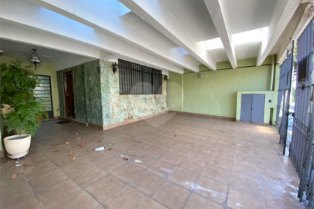Casa à venda com 3 quartos, sendo 1 suíte, em Planalto Paulista, São Paulo, SP