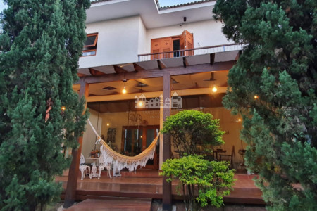 Casa para locação no Jardim Paulista – um refúgio com vista deslumbrante em Atibaia