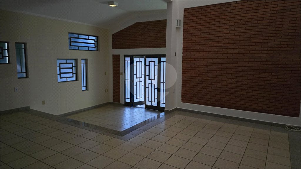 Casa à venda ou para alugar com 4 quartos, sendo 2 suítes, em Jardim Morumbi, Araraquara, SP