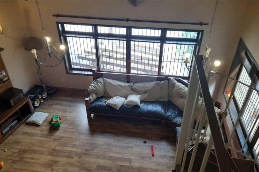 Sobrado à venda com 3 quartos, sendo 1 suíte, em Jardim Virginia Bianca, São Paulo, SP