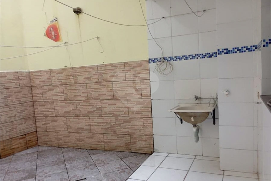 Sobrado à venda com 3 quartos, sendo 1 suíte, em Jardim Las Vegas, Santo André, SP