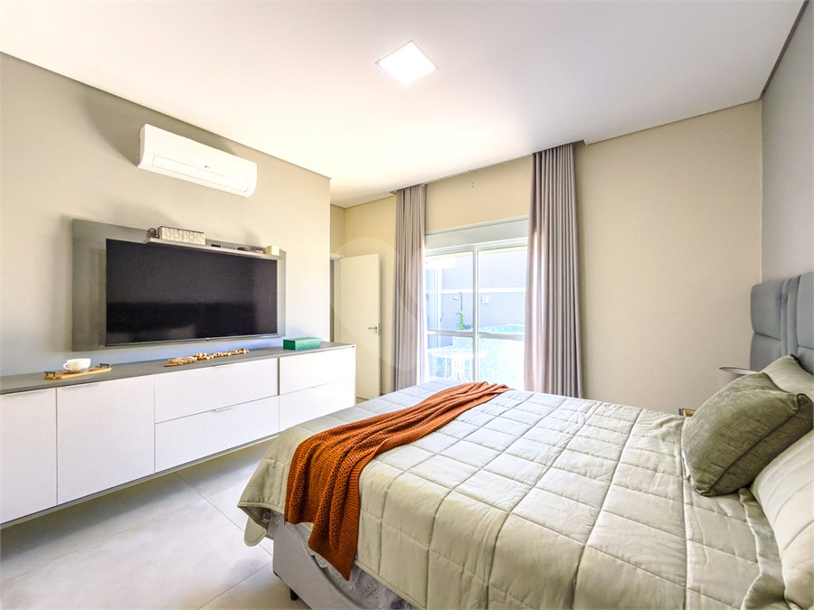 Casa à venda com 3 suítes no condomínio Jardim Residencial Dona Maria José, Indaiatuba - SP