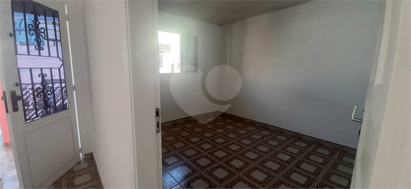 Casa de Vila à venda com 2 quartos em Tremembé, São Paulo, SP