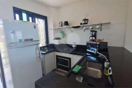 Flat à venda com 2 quartos em Caravelas, Armação dos Búzios, RJ