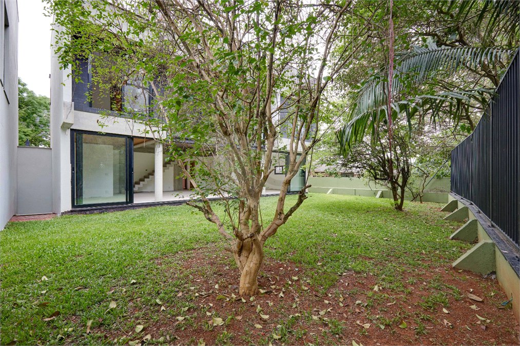 Casa à venda com 4 suítes no condomínio Rg 898 - Villa Boa Vista, São Paulo - SP