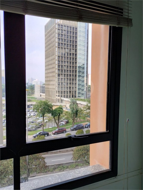 Sala à venda em Vila Bastos, Santo André, SP