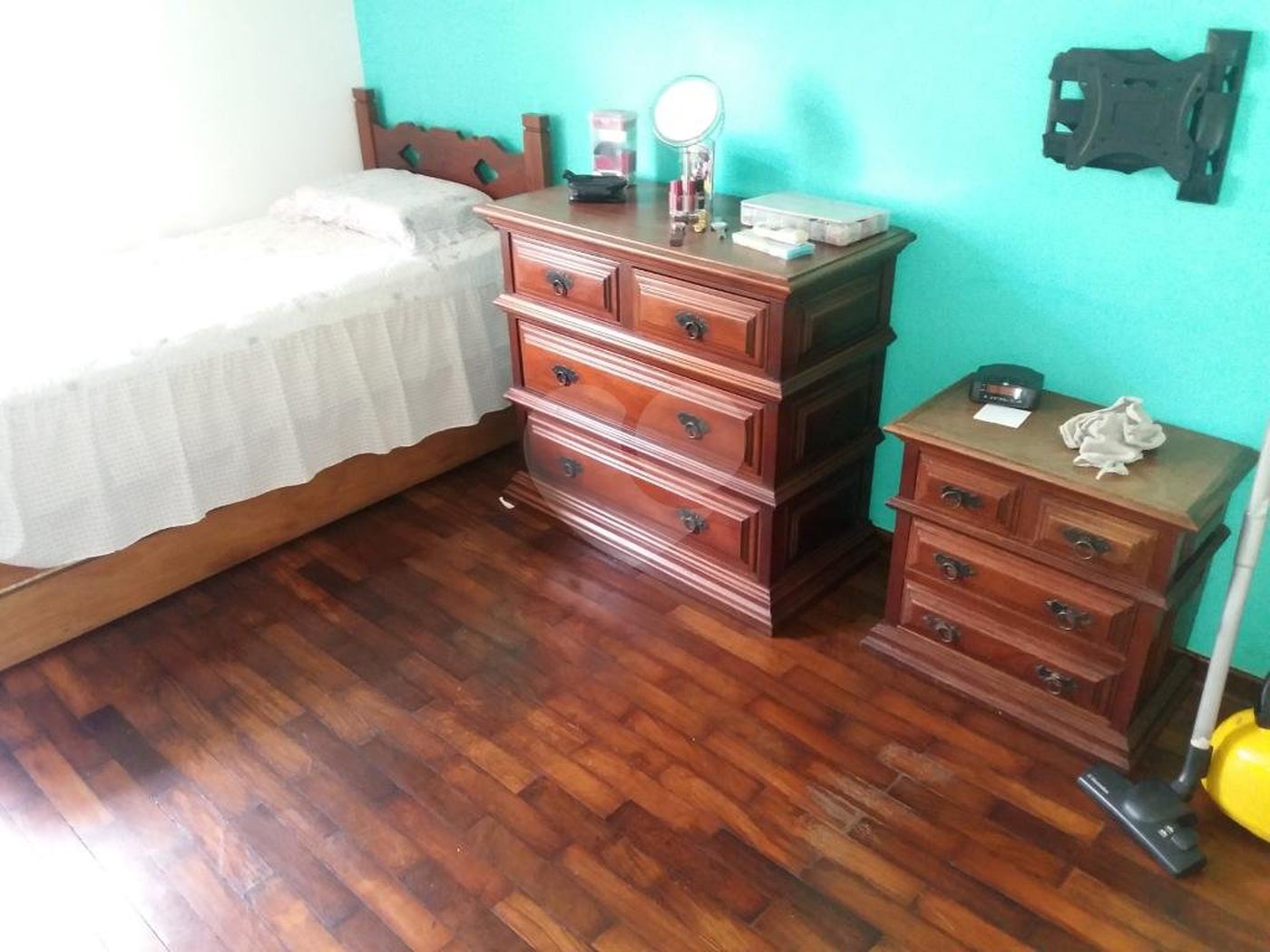 Sobrado à venda com 4 quartos, sendo 1 suíte,  em Brooklin Paulista, São Paulo, SP