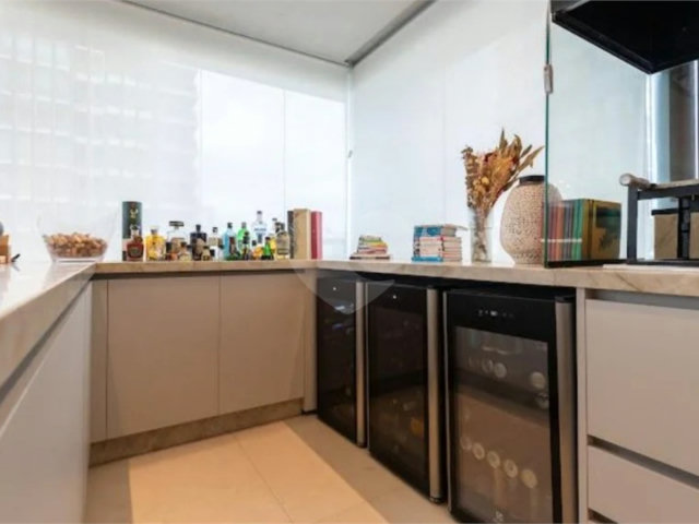 Apartamento à venda com 4 quartos, sendo 3 suítes,  em Brooklin, São Paulo, SP