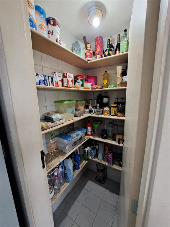Apartamento à venda com 3 suítes em Vila Suzana, São Paulo, SP