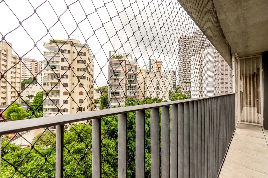 Apartamento à venda com 1 suíte em Jardim das Bandeiras, São Paulo, SP