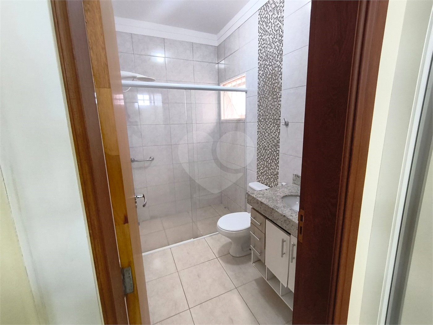 Casa à venda com 5 quartos, sendo 1 suíte,  em Jardim Colombo, Itapetininga, SP
