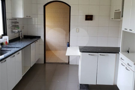 Sobrado à venda com 3 quartos, sendo 1 suíte, em Vila Maria Alta, São Paulo, SP