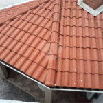 Casa à venda com 3 quartos, sendo 1 suíte, em Vila Suissa, Mogi das Cruzes, SP