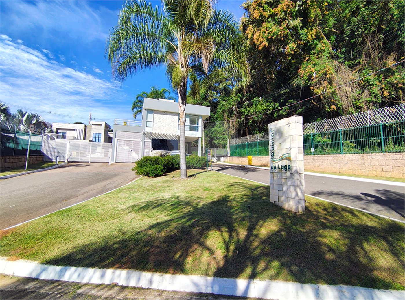 Terreno à venda no condomínio Quinta dos Lagos, Jundiaí - SP