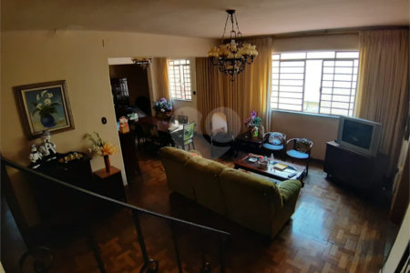 Sobrado à venda com 5 quartos em Santana, São Paulo, SP