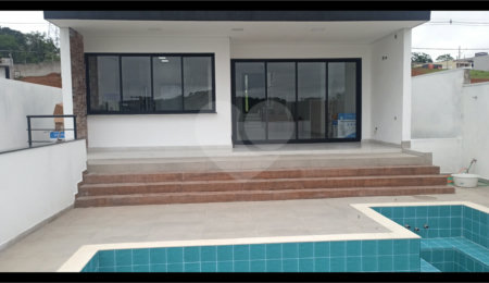 Sobrado à venda com 3 suítes em Cézar de Souza, Mogi das Cruzes, SP