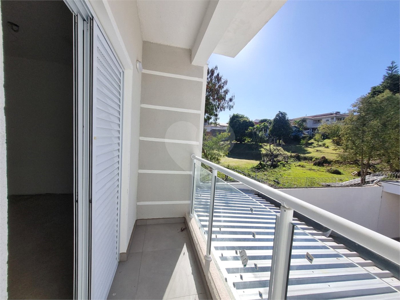 Casa à venda com 3 quartos, sendo 1 suíte, no condomínio Residencial Américo Figueiredo, Sorocaba - SP