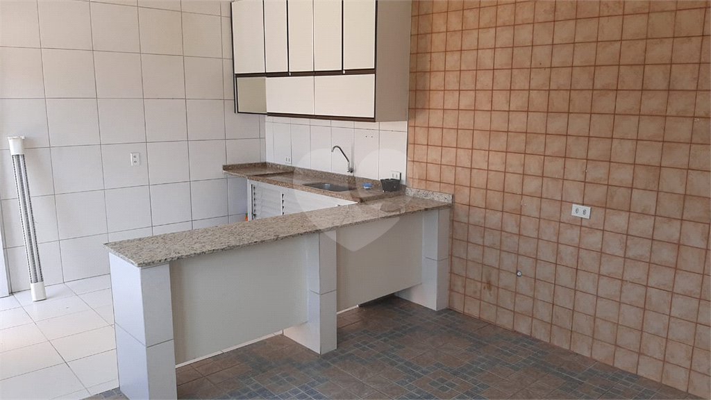 Casa à venda com 3 quartos, sendo 1 suíte, em Jardim Guairaca, São Paulo, SP