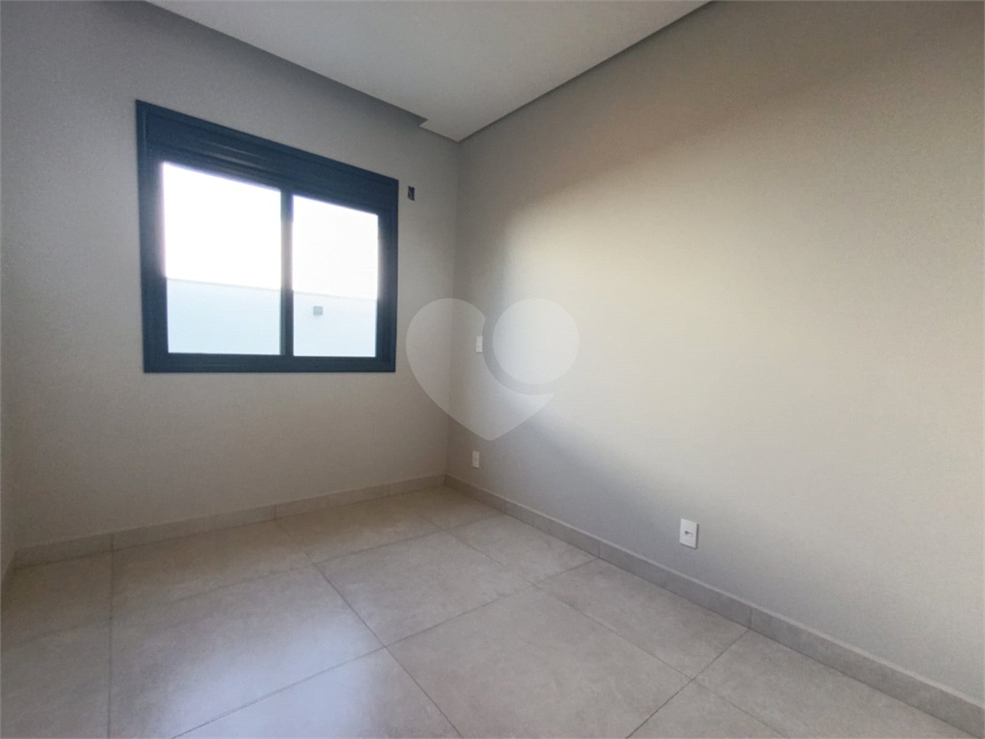 Casa à venda com 3 quartos, sendo 1 suíte, no condomínio Park Gran Reserve, Indaiatuba - SP