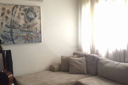 Apartamento à venda com 3 quartos, sendo 1 suíte,  em Vila Morumbi, São Paulo, SP