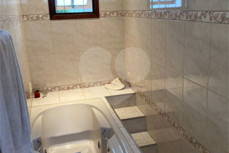Sobrado à venda com 3 quartos, sendo 1 suíte, em Chora Menino, São Paulo, SP