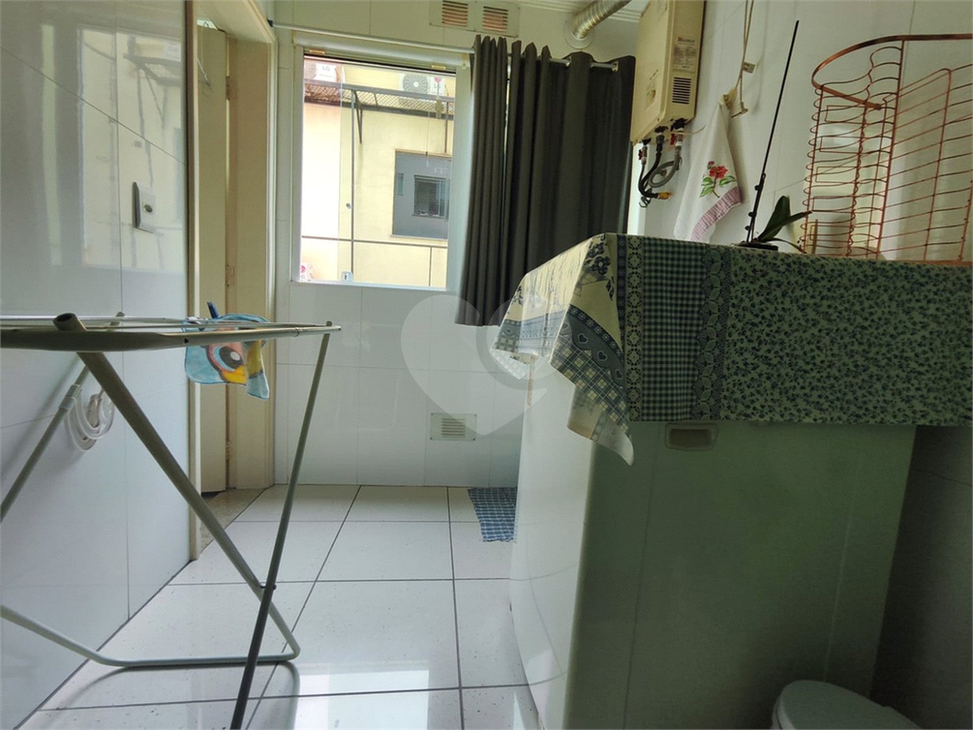 Apartamento à venda com 3 suítes em Jardim Faculdade, Sorocaba, SP