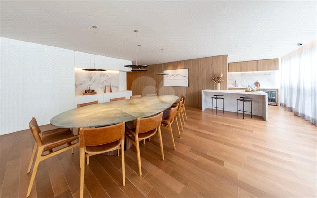 Apartamento à venda com 3 suítes em Indianópolis, São Paulo, SP