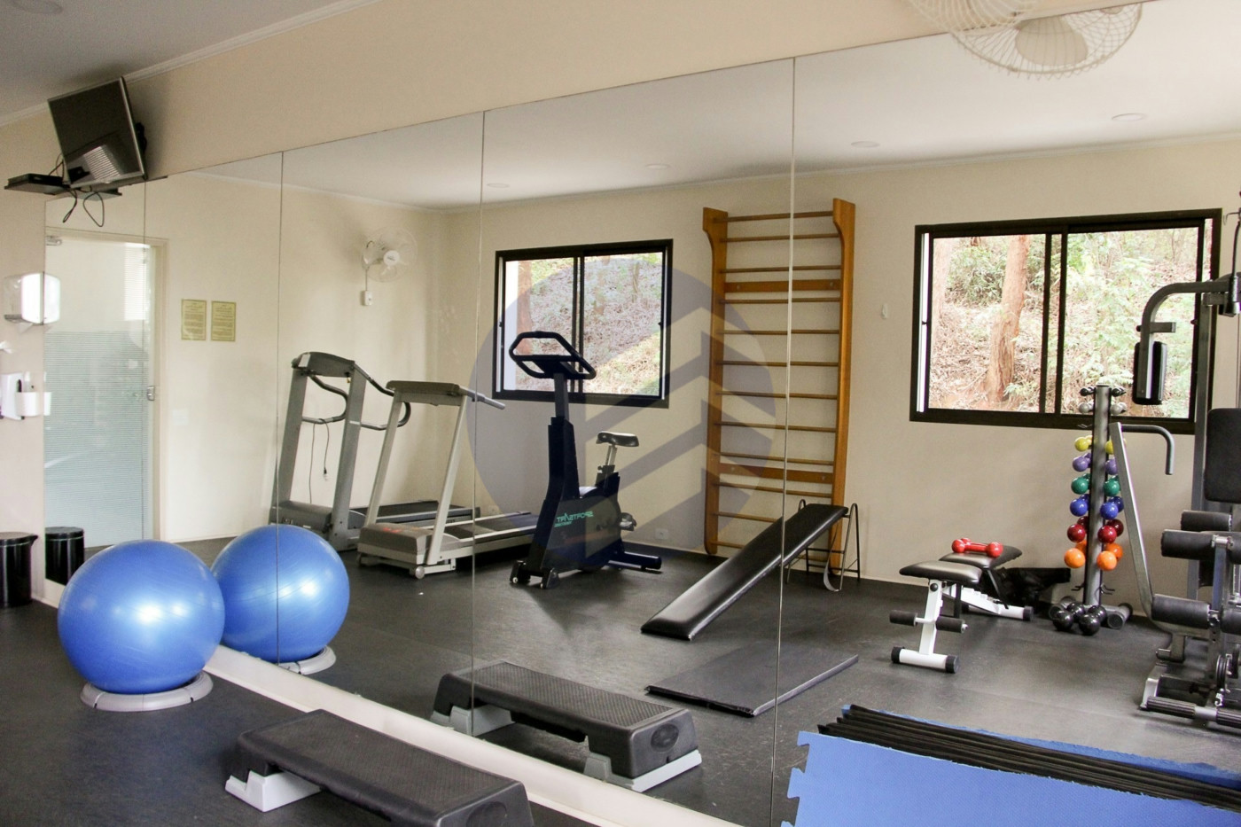 Apartamento à venda com 3 quartos, sendo 3 suítes, em Vila Andrade, São Paulo - SP
