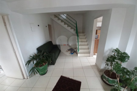 Casa de 292m² de terreno à venda - Vila Pirajussara