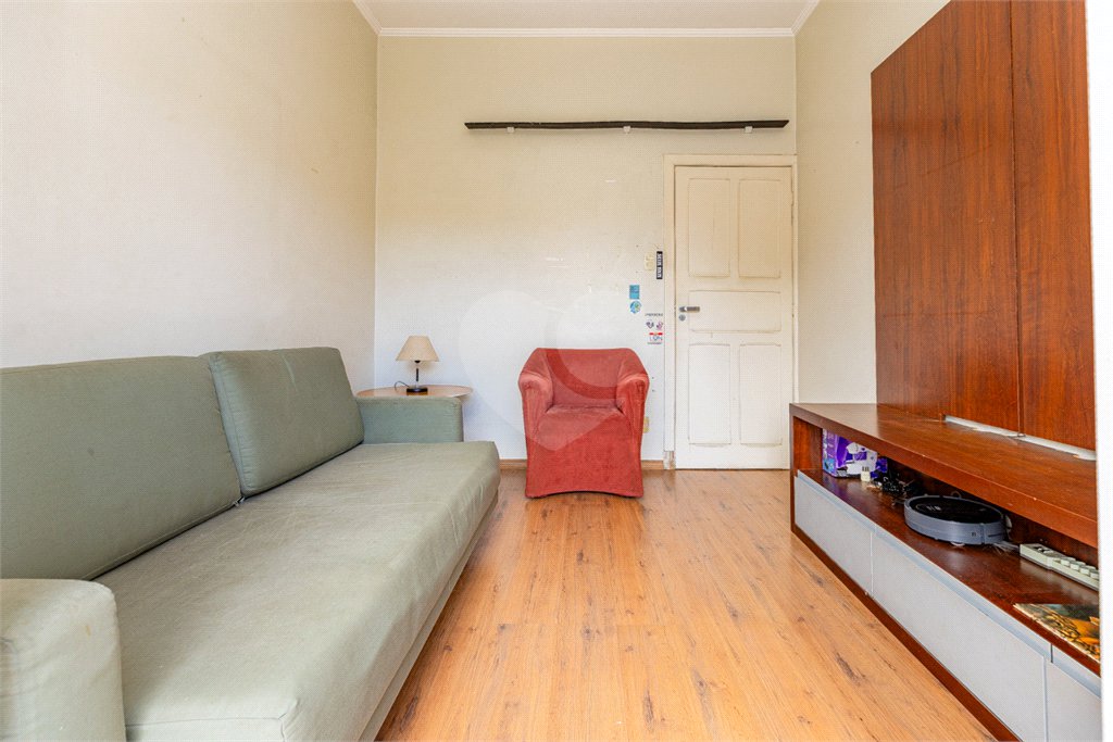 Sobrado à venda com 4 quartos, sendo 3 suítes, em Vila Cruzeiro, São Paulo, SP