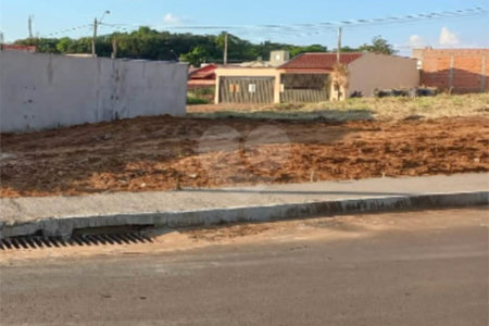Terreno com 250,00 m² de área total, na Vila Carmem .