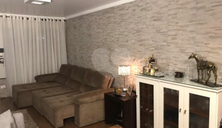Sobrado à venda com 4 quartos, sendo 1 suíte,  em Parada Inglesa, São Paulo, SP