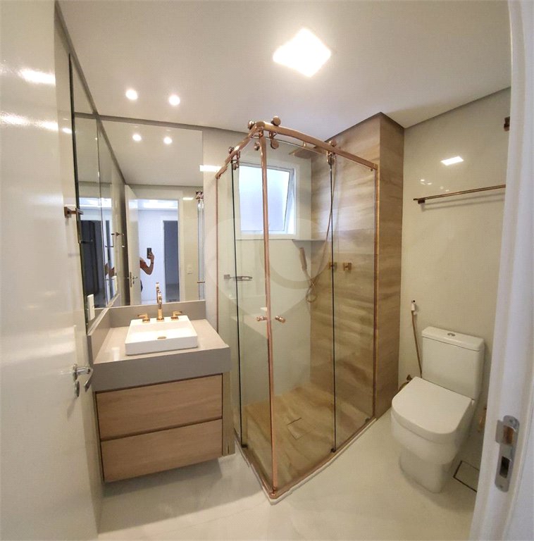 Apartamento à venda com 3 quartos, sendo 1 suíte, em Jardim Vazani, São Paulo, SP