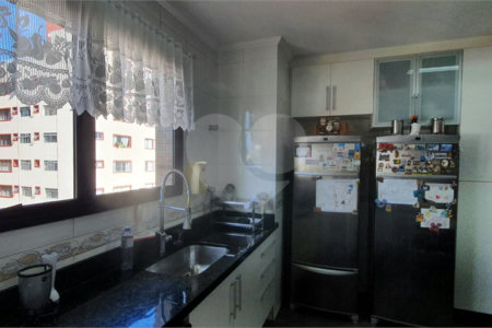 Apartamento à venda com 3 suítes em Vila Paulicéia, São Paulo, SP