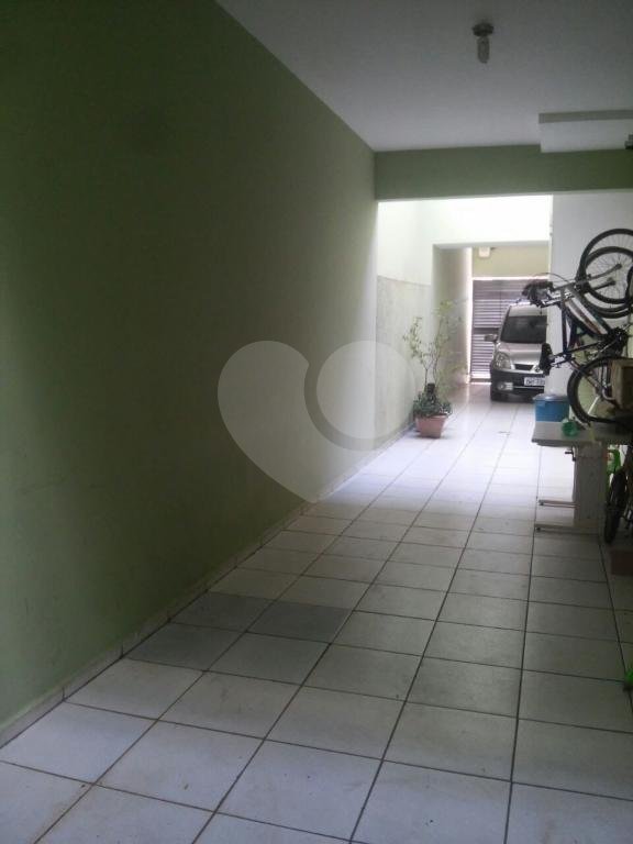 Casa à venda com 4 quartos, sendo 1 suíte, em Wanel Ville, Sorocaba, SP